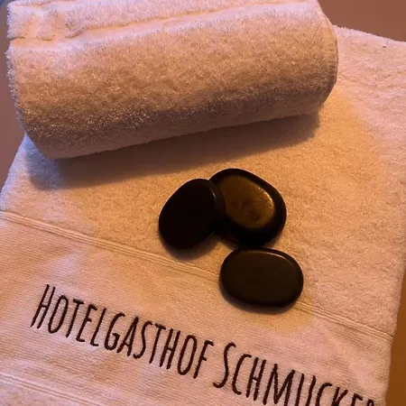 מלון Hotelgasthof Schmucker *