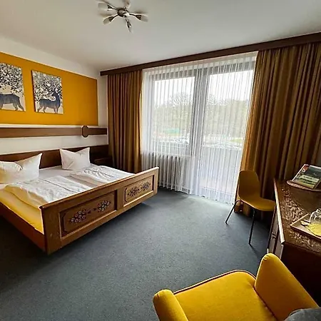 Hotelgasthof Schmucker מלון Mossautal