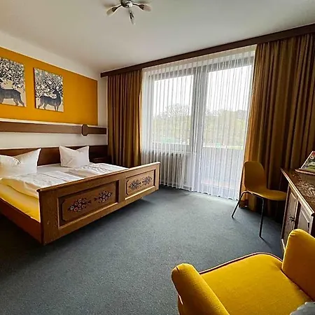 מלון Hotelgasthof Schmucker
