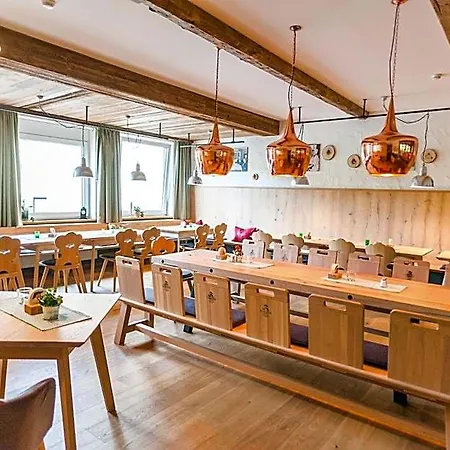 מלון Hotelgasthof Schmucker